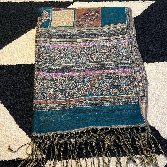 Mosaic printed Scarf - Picture 1 of 3